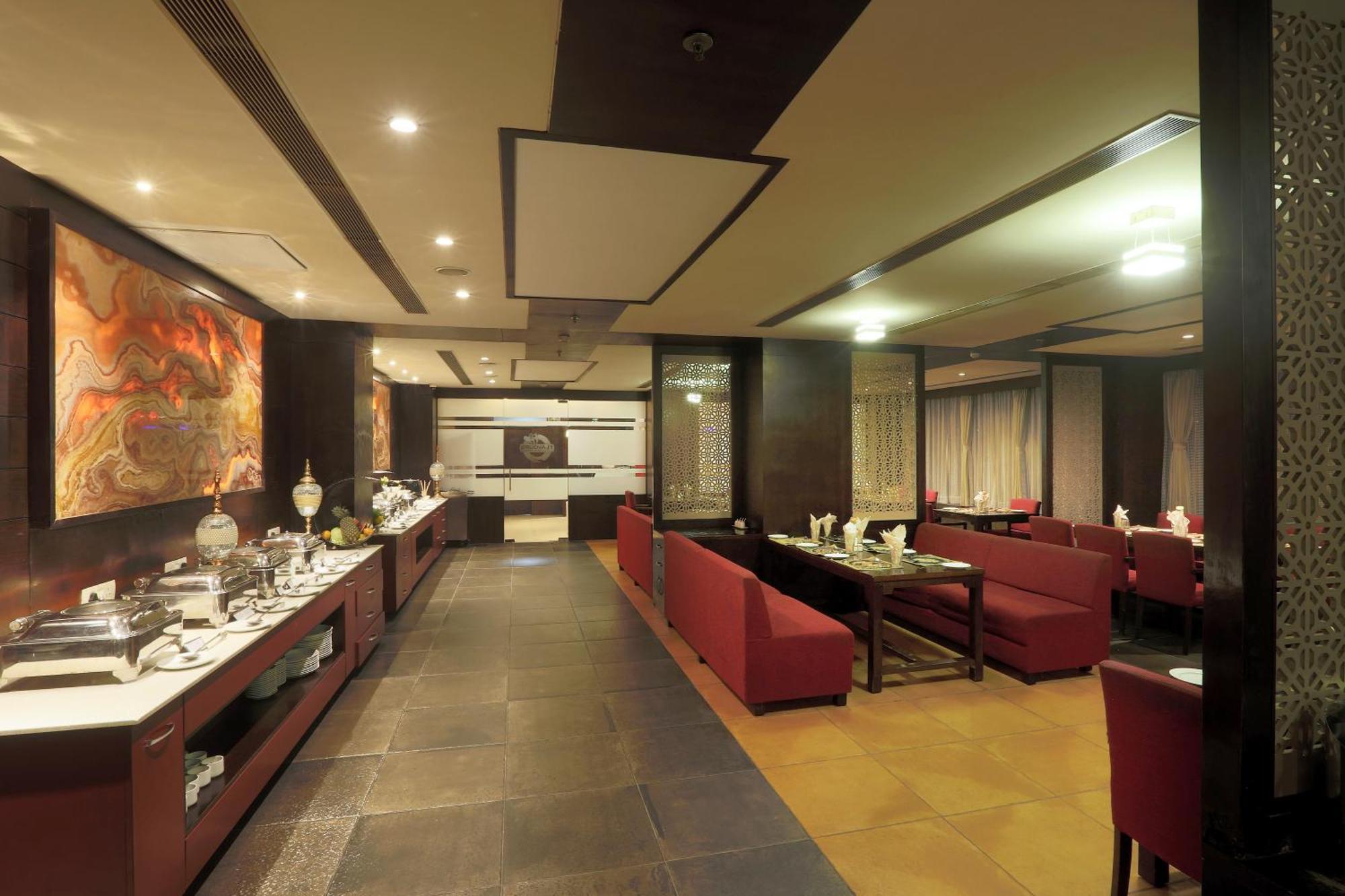 Hotel Mumbai House Udaipur Bagian luar foto