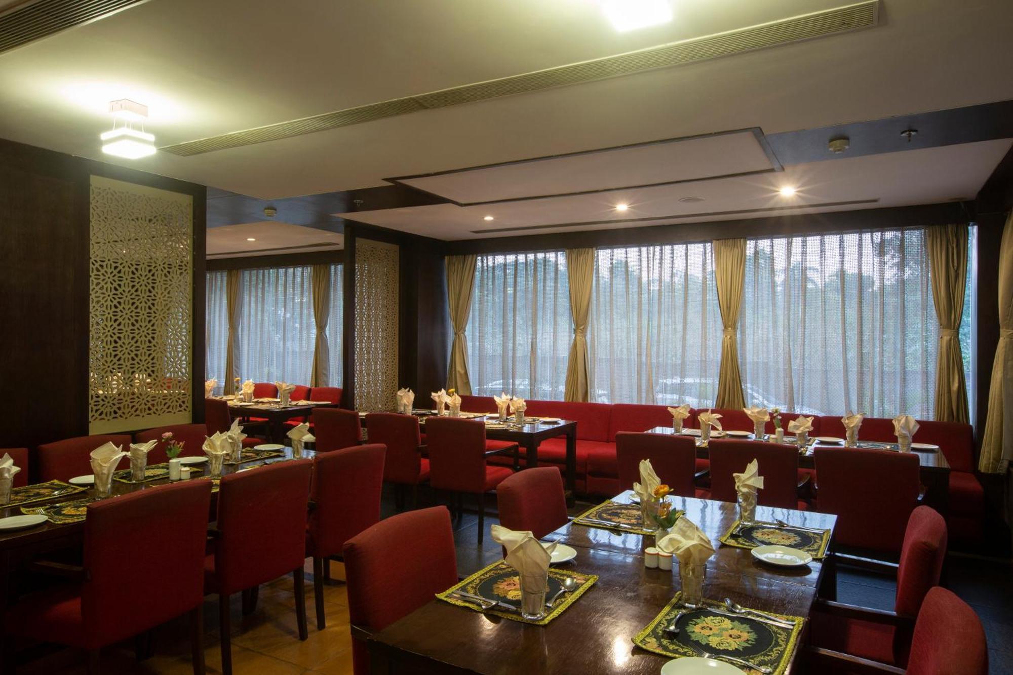 Hotel Mumbai House Udaipur Bagian luar foto