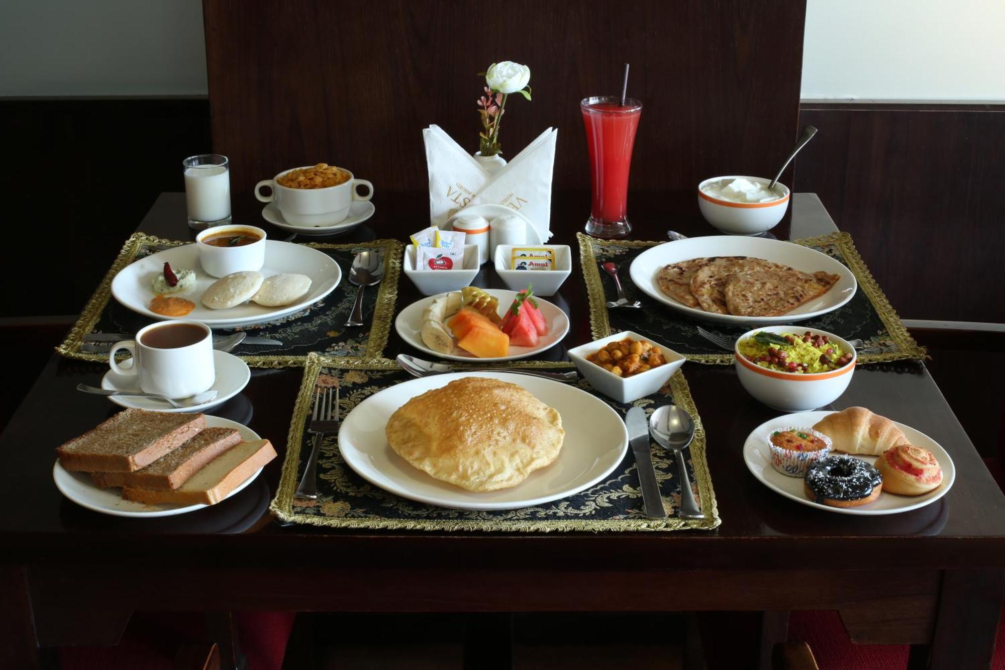 Hotel Mumbai House Udaipur Bagian luar foto