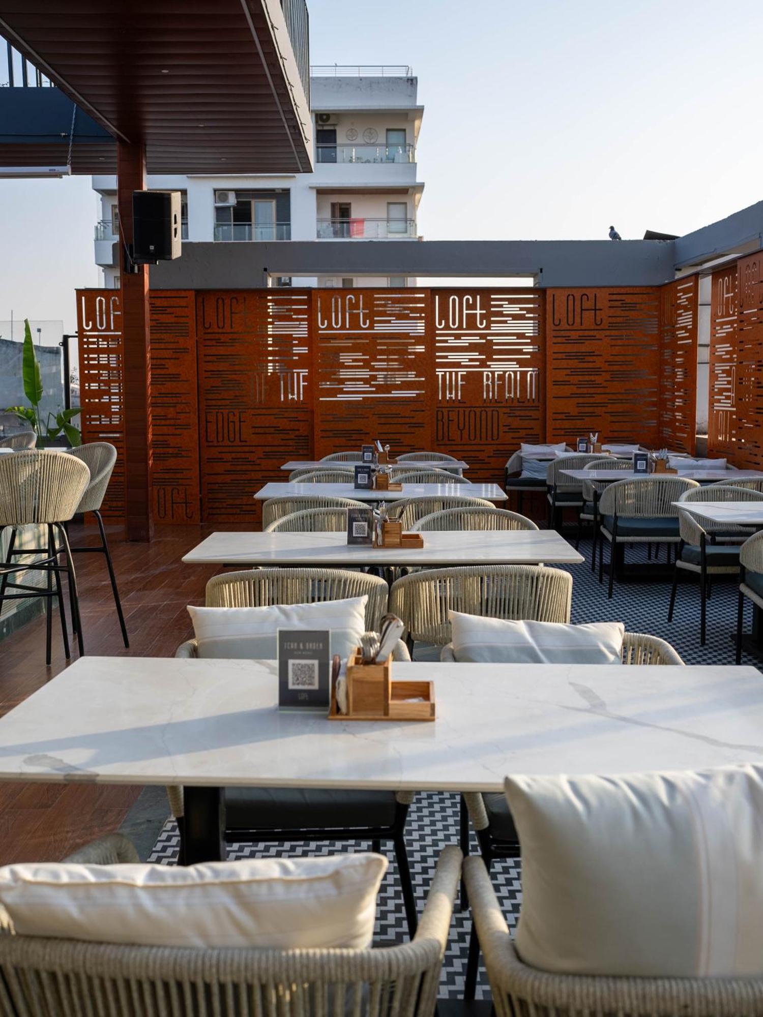 Hotel Mumbai House Udaipur Bagian luar foto